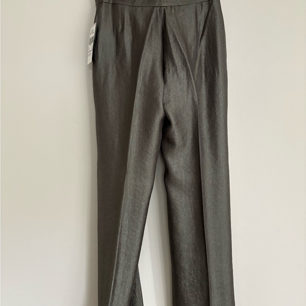 Kasper Shimmer Metallic-Gold/Silver Suit - Jacket and pants with velvet scarf - Picture 12 of 13